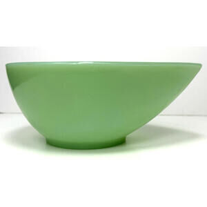 Vtg Fire King Jadite Green Small Teardrop Nesting Stacking Bowl 6.5" Swedish Mod